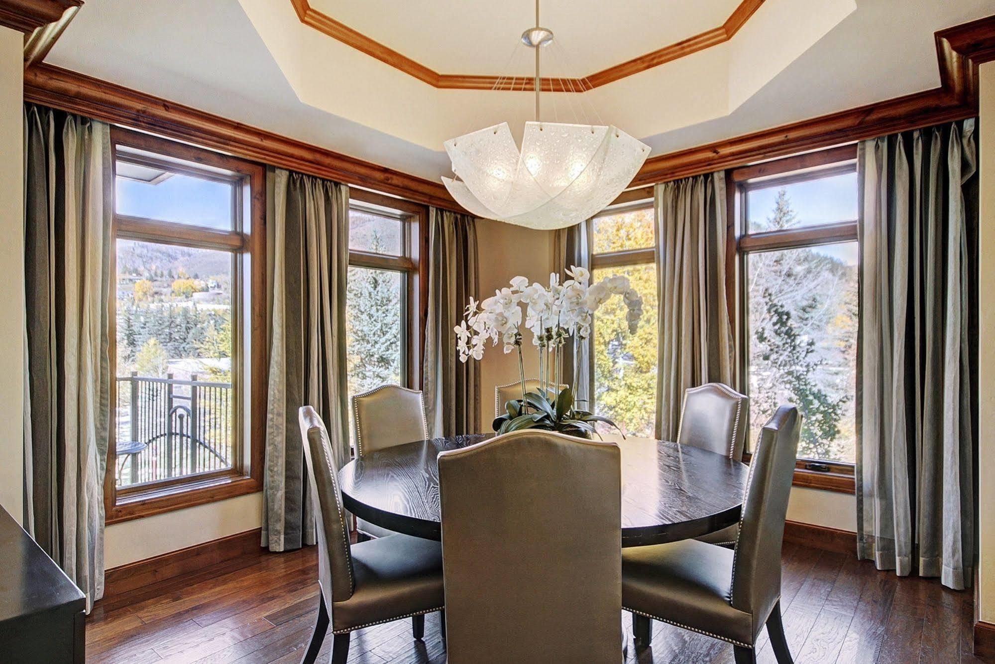 Legendary Lodging At The Ritz Vail Ngoại thất bức ảnh